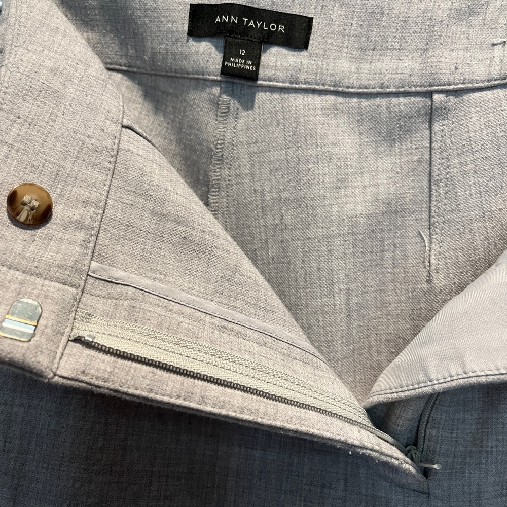 Ann Taylor Gray Linen-Blend Pants